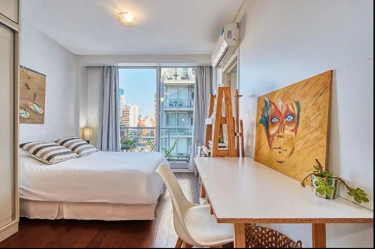 Luminoso monoambiente cerca de La Rural