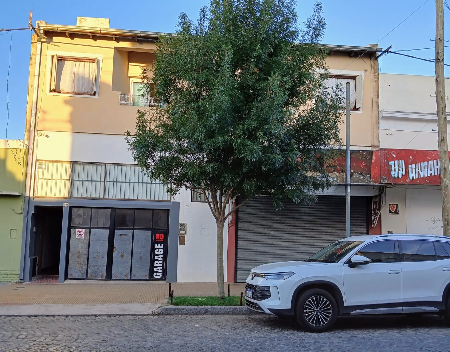 Loft /2plantas/centro de  la ciudad/100 metros cuadrados/60 metros jardín.