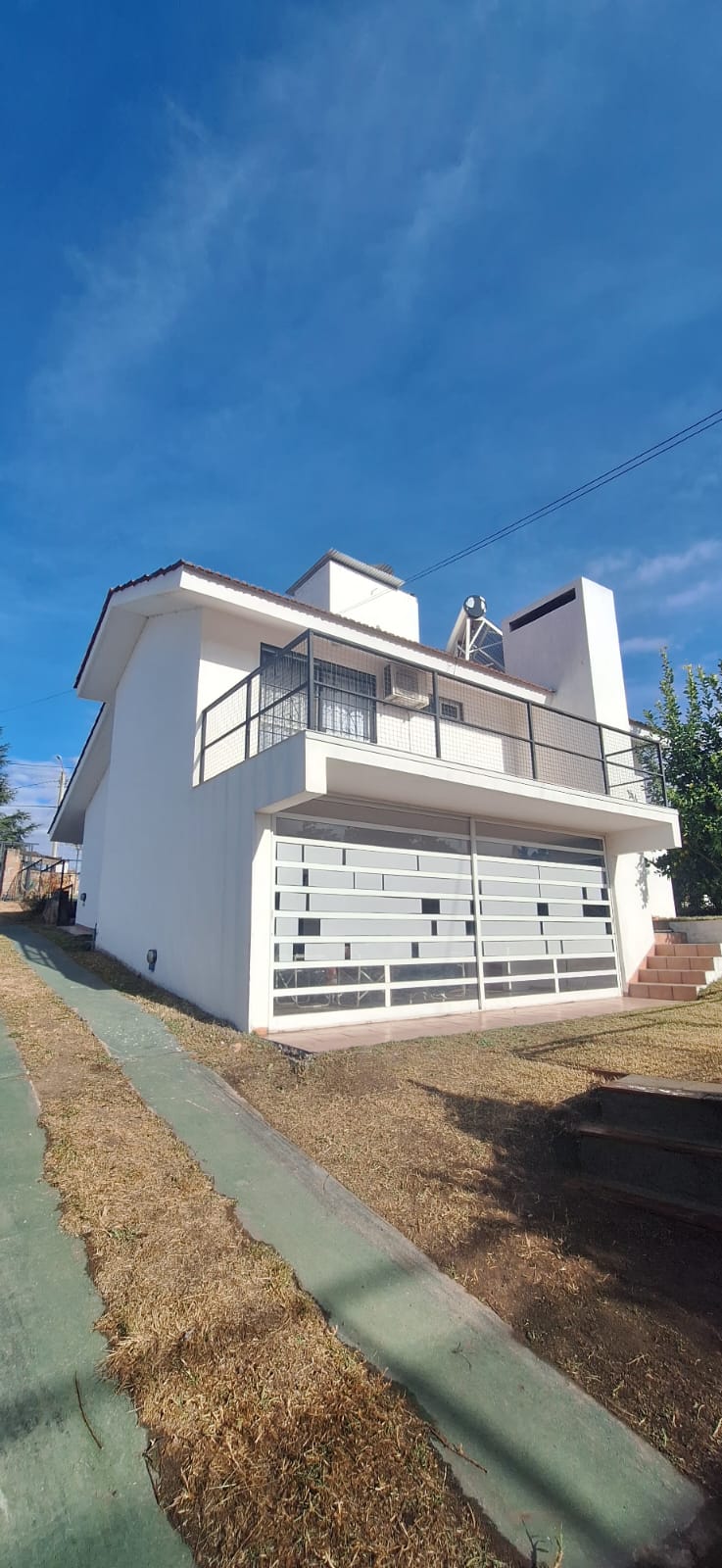 Casa con pileta y quincho en Villa del Lago — Villa Carlos Paz