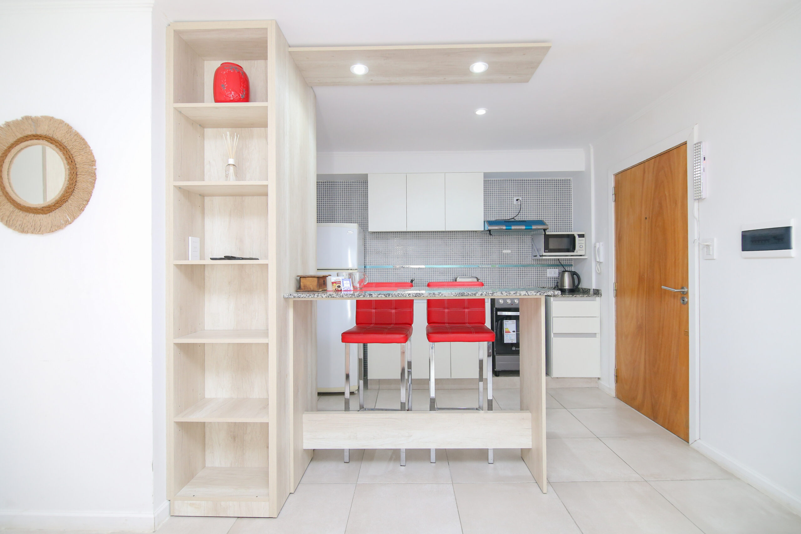 Monoambiente amplio URQUIZA I con cochera en Santa Fe