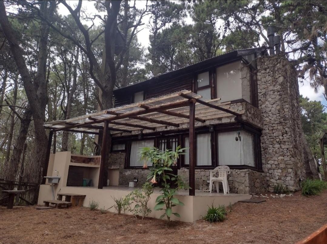 Hermosa cabaña en el bosque y playa