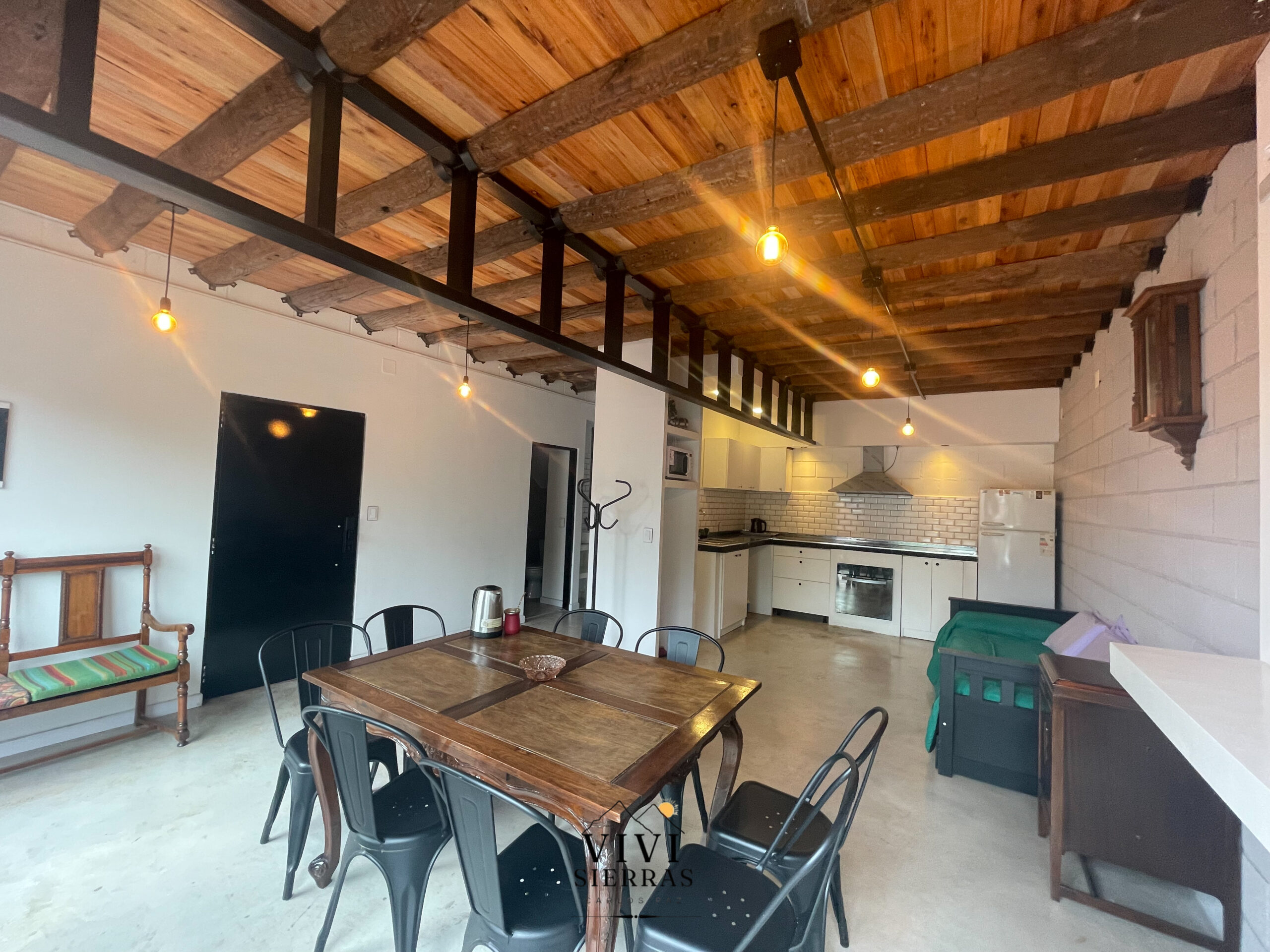 Vivisierras, Espectacular duplex de categoría centro Villa Carlos Paz frente al lago.