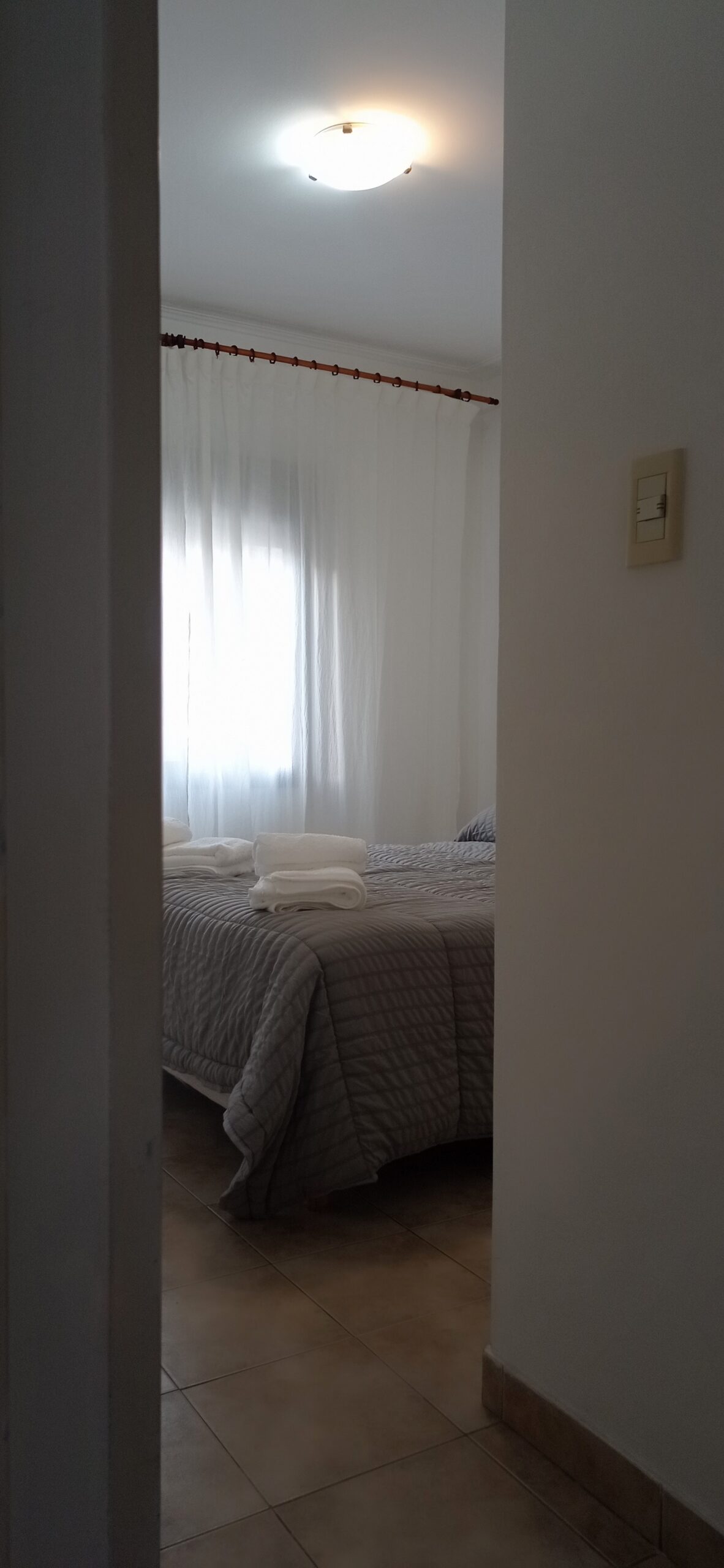 | DEPARTAMENTO CENTRICO DE UN DORMITORIO CON COCHERA |