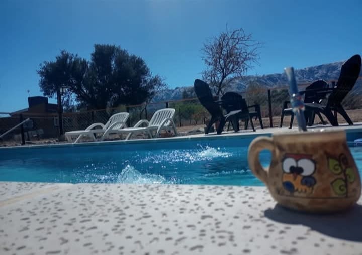 cabaña en alquiler con vista a las sierras