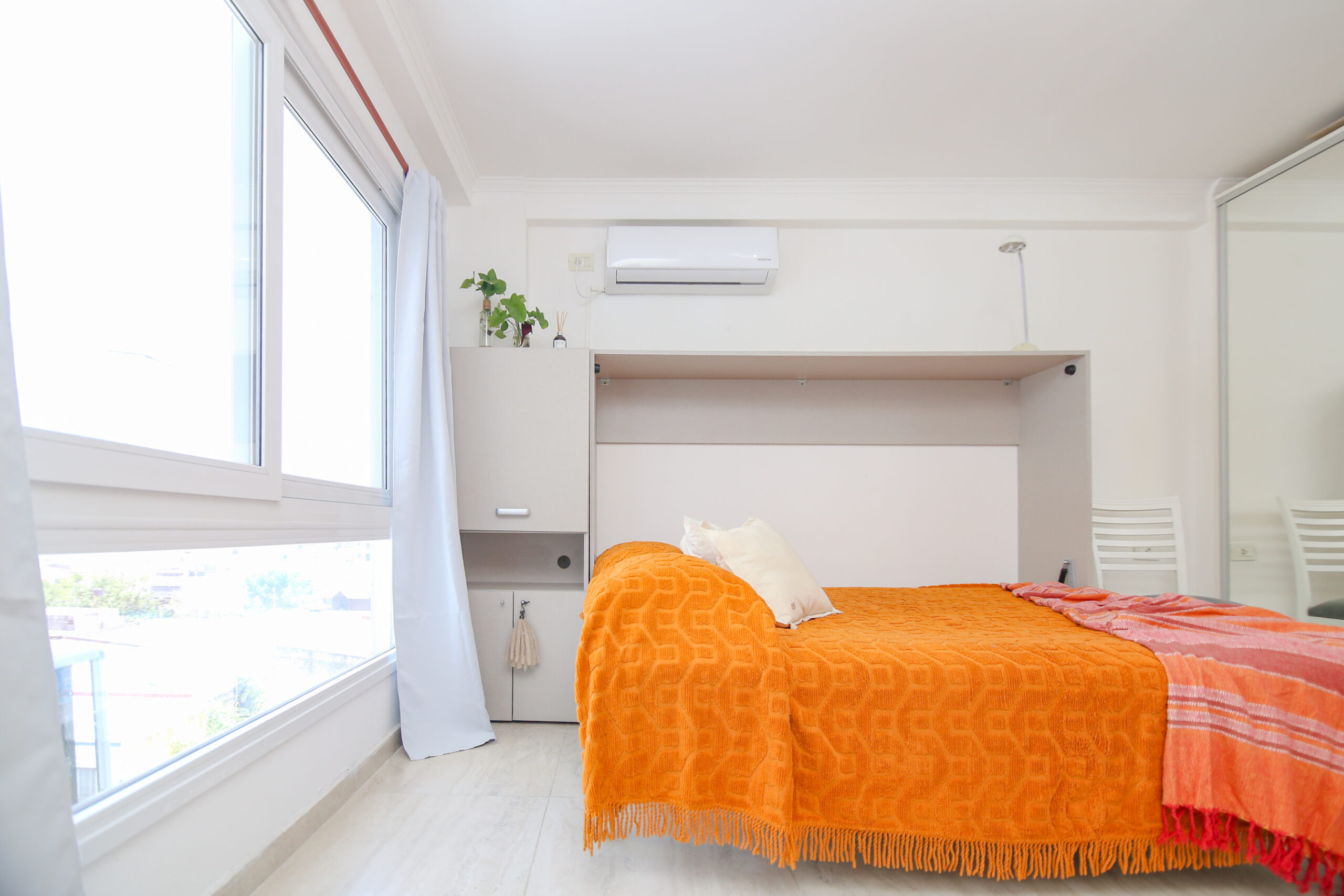 Monoambiente HIPOLITO IRIGOYEN  – c-cochera Centro Santa Fe