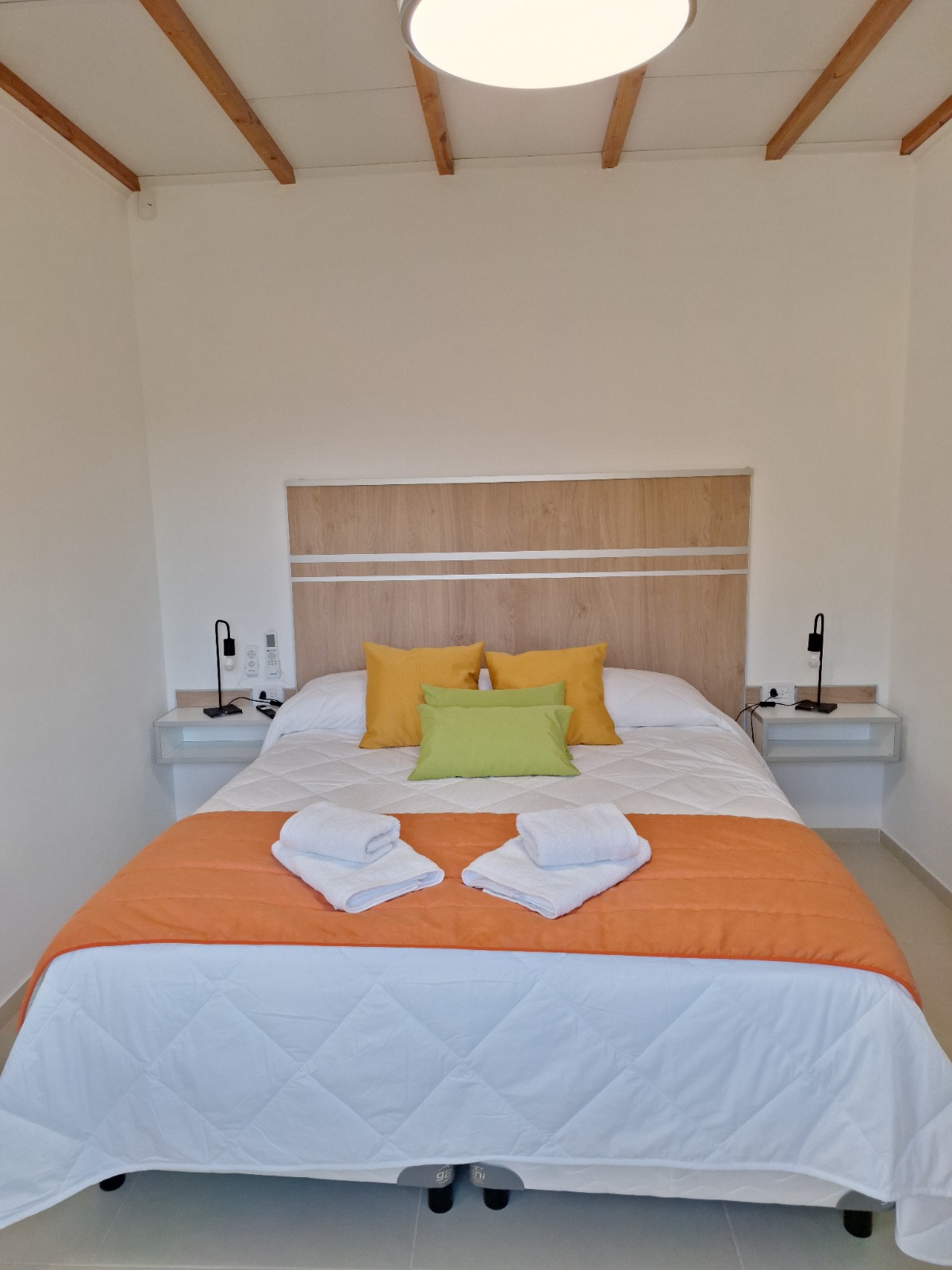 Complejo Etel. Departamento B.