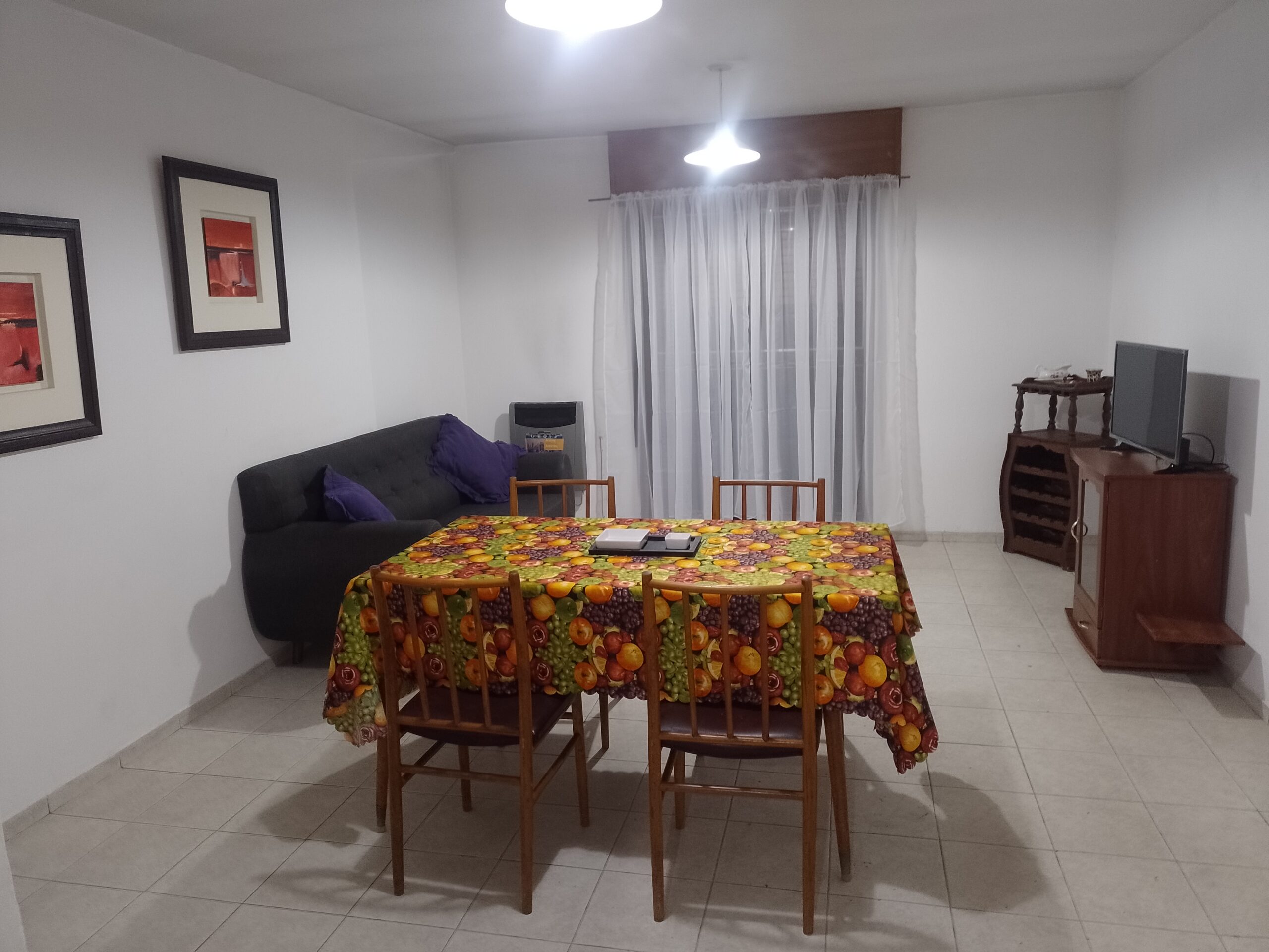 Confortable y tranquilo Depto en pleno centro a 50 mt de la terminal