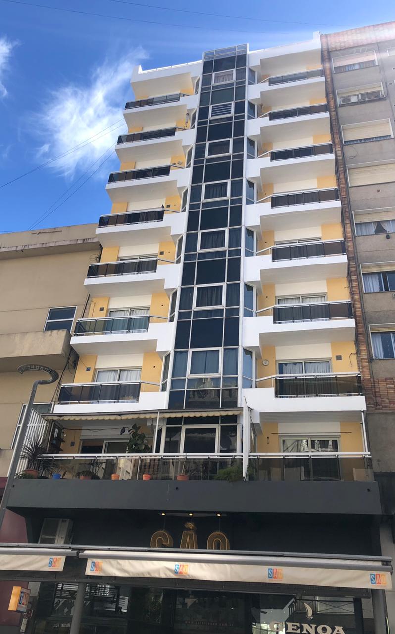 Departamento con servicios incluidos entero en Mar del Plata, Argentina