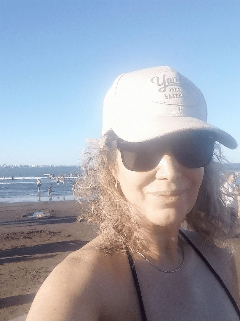 Adriana Esther Camargo