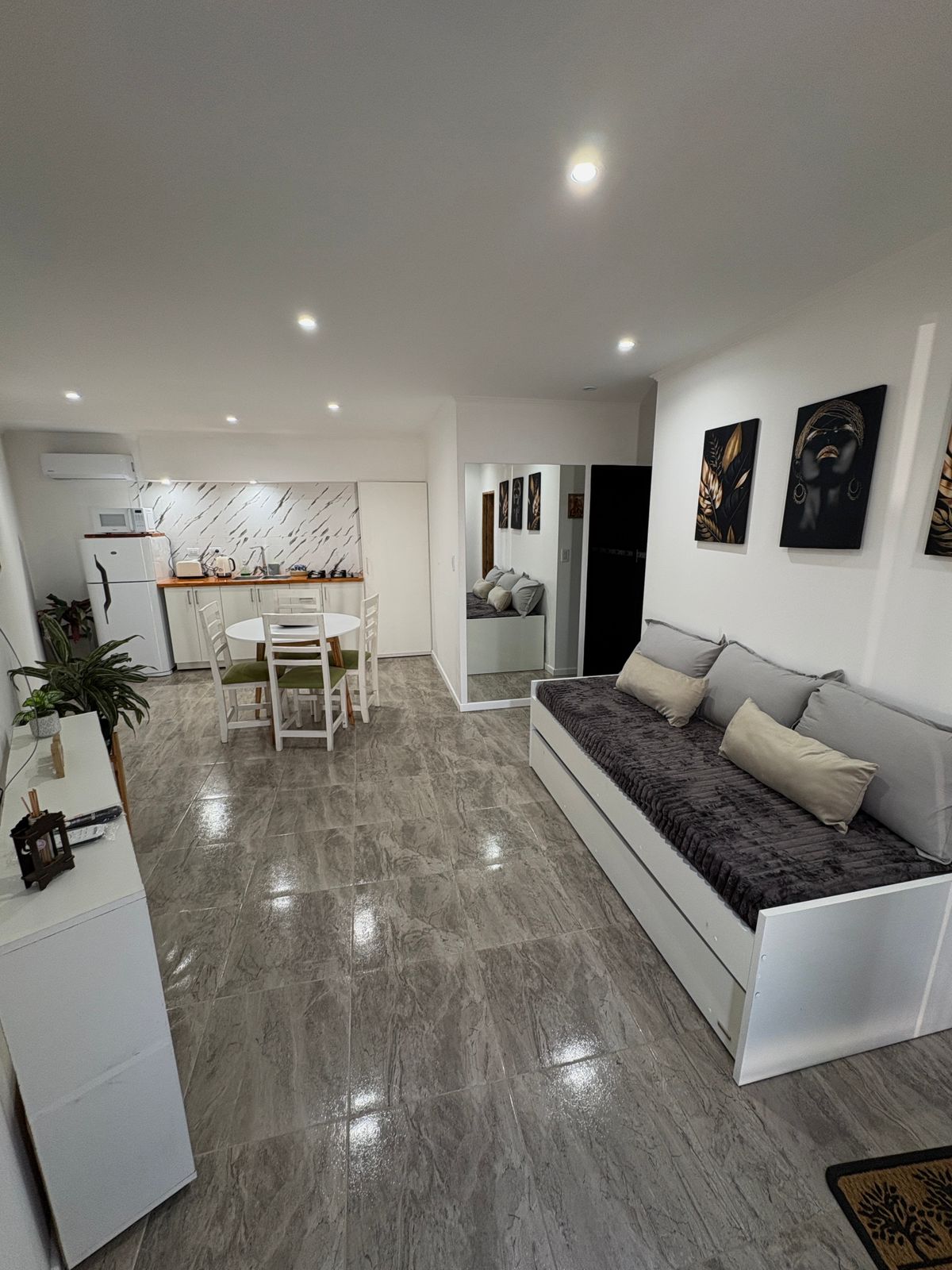 Moderno departamento a 5 cuadras del Monte Calvario