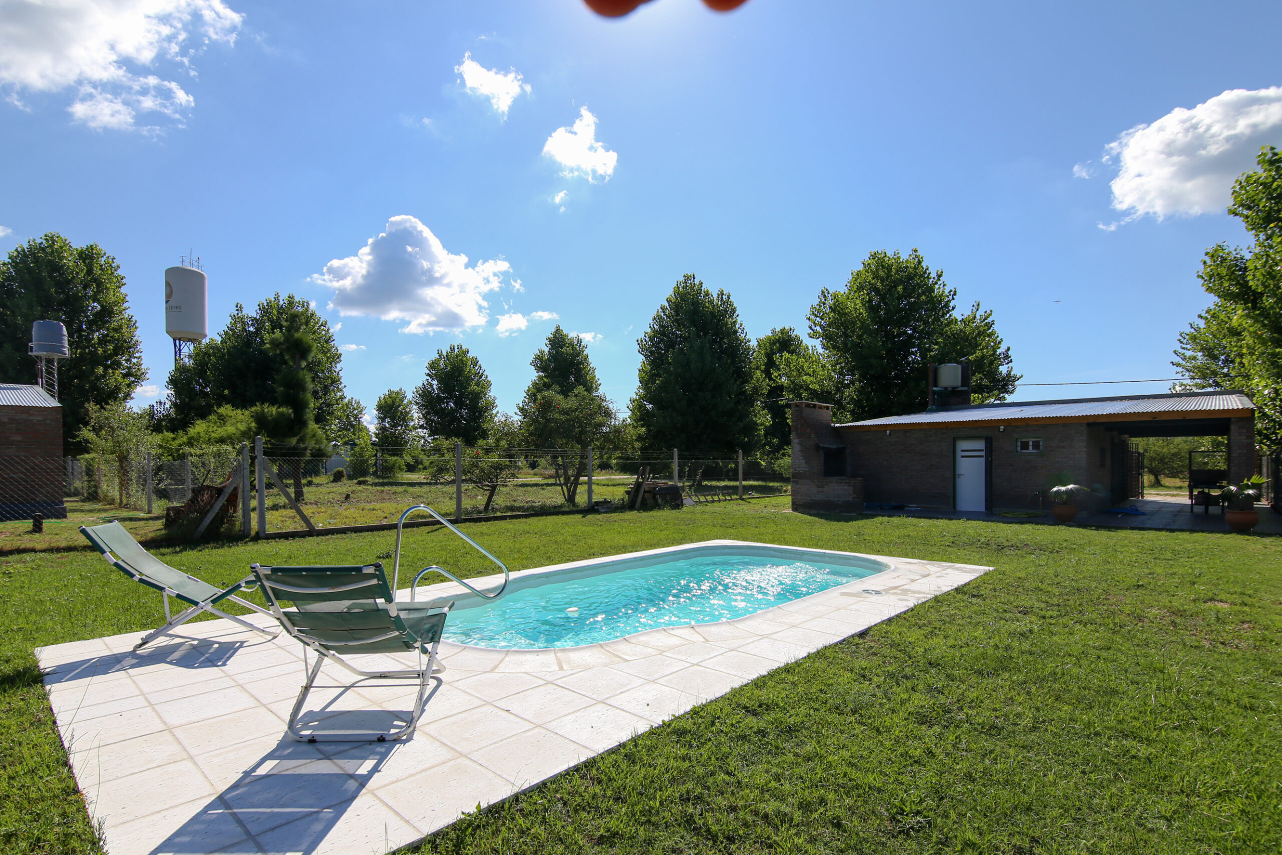 Casa con pileta ARROYO LEYES I