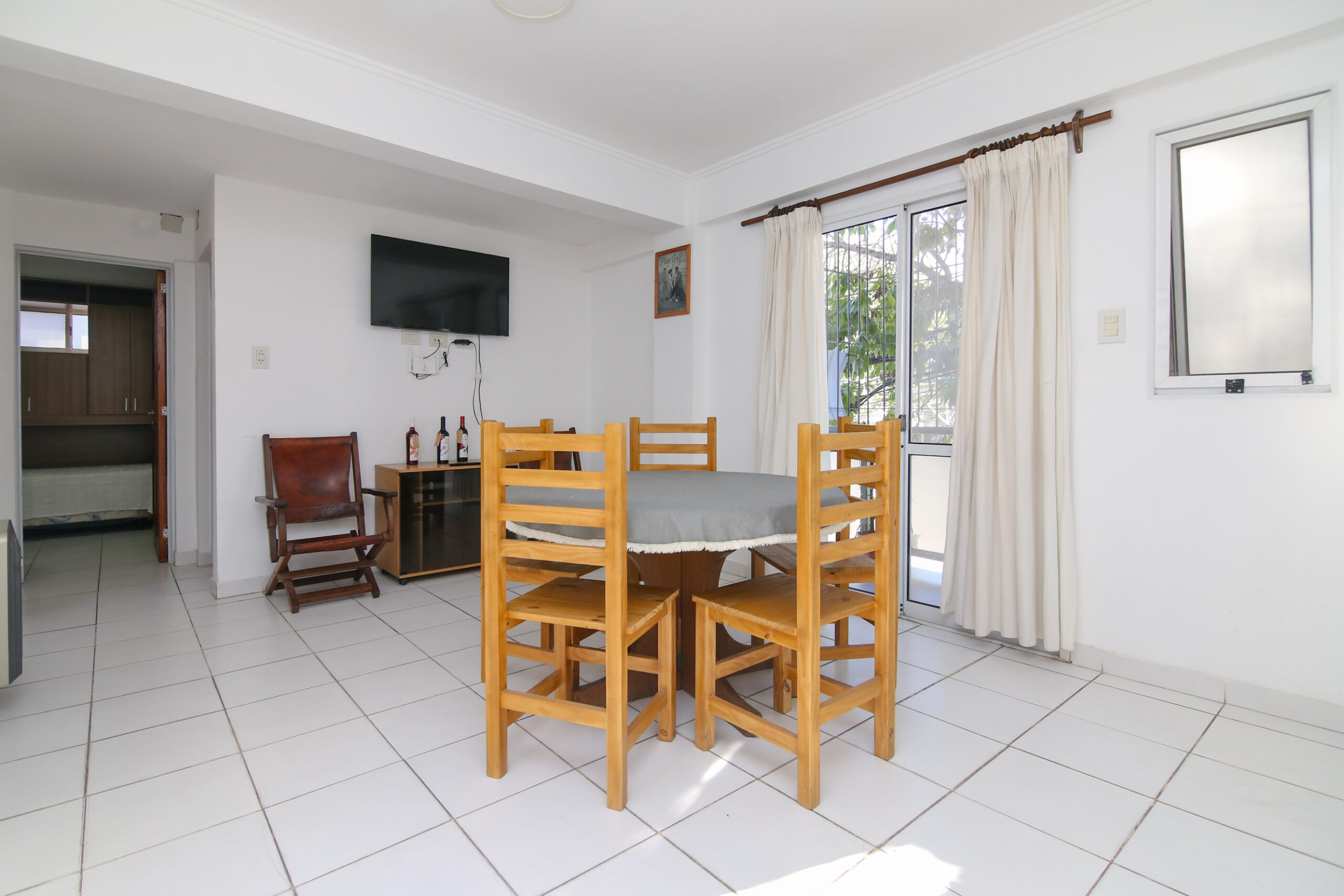 Dpto con cochera MORENO I