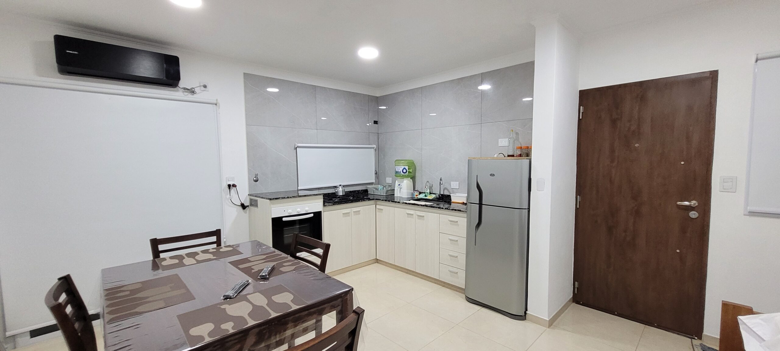 MODERNO DEPARTAMENTO A 5OO MT DE LAS TERMAS
