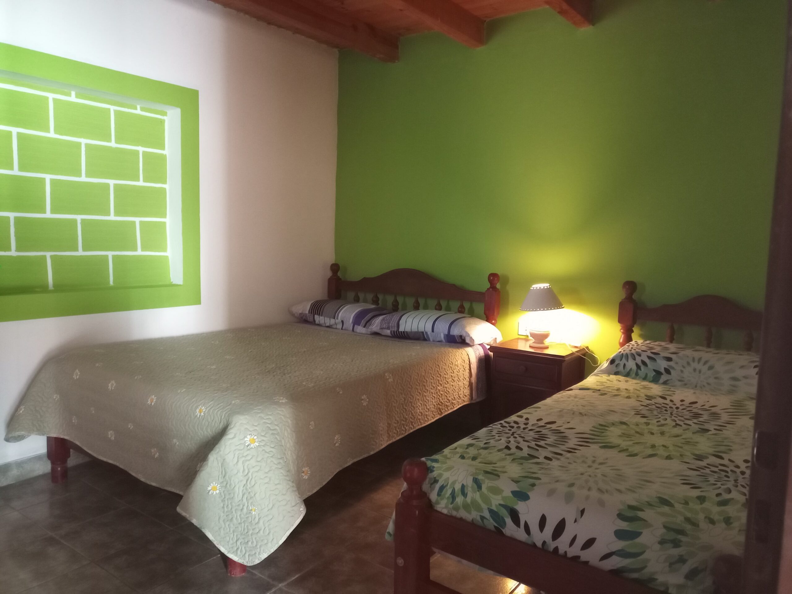 Habitación  N°1 Matrimonial con baño compartido