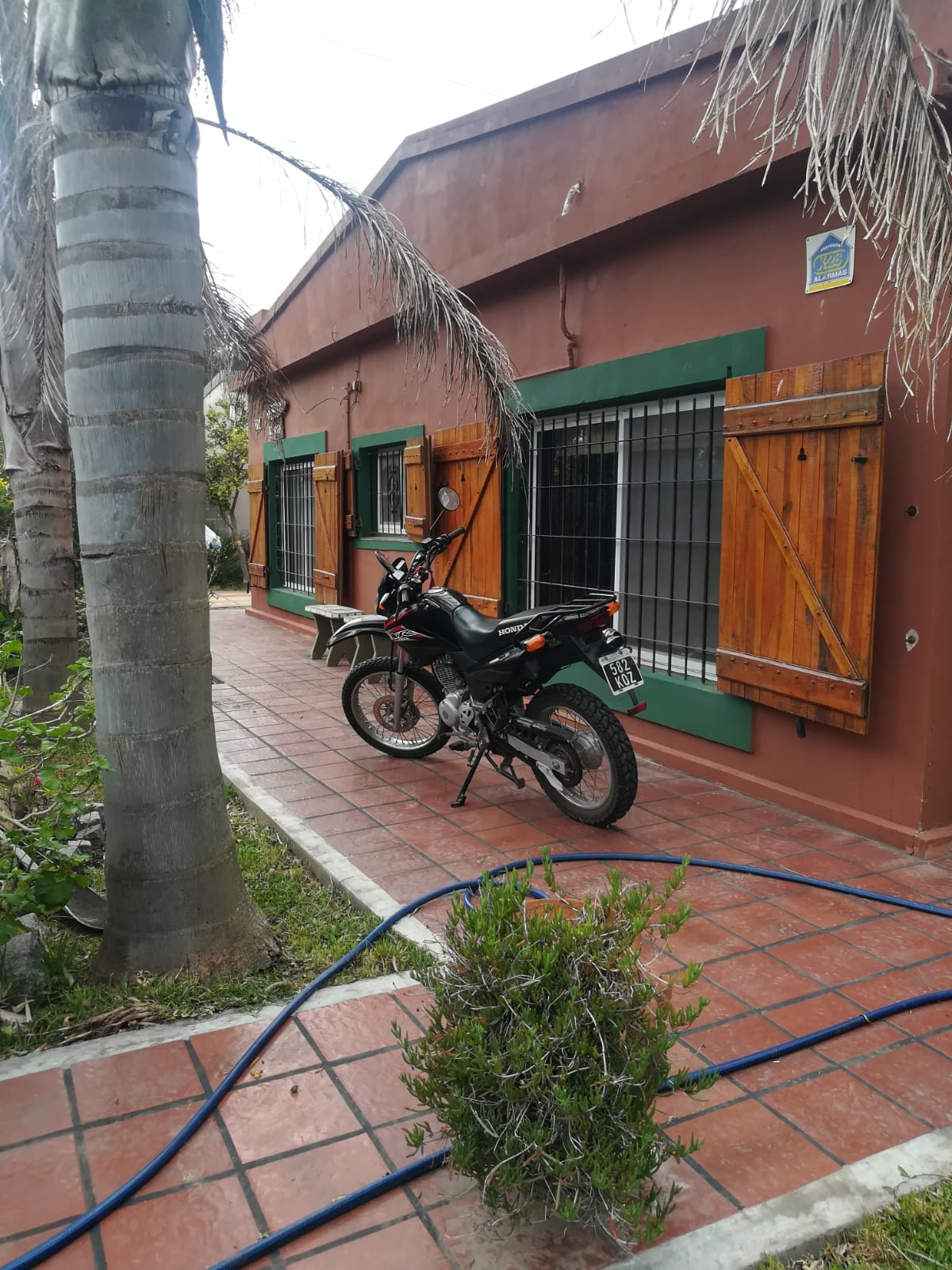 CASA QUINTA LA SOÑADA DEL MAGO UBICADA A 2 CUADRAS DE LA LAGUNA EN EL PARTIDO DE CHASCOMUS IDEAL PARA PASAR EN FAMILIA