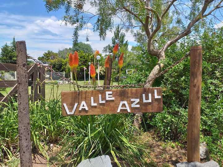 Valle Azul les ofrece: