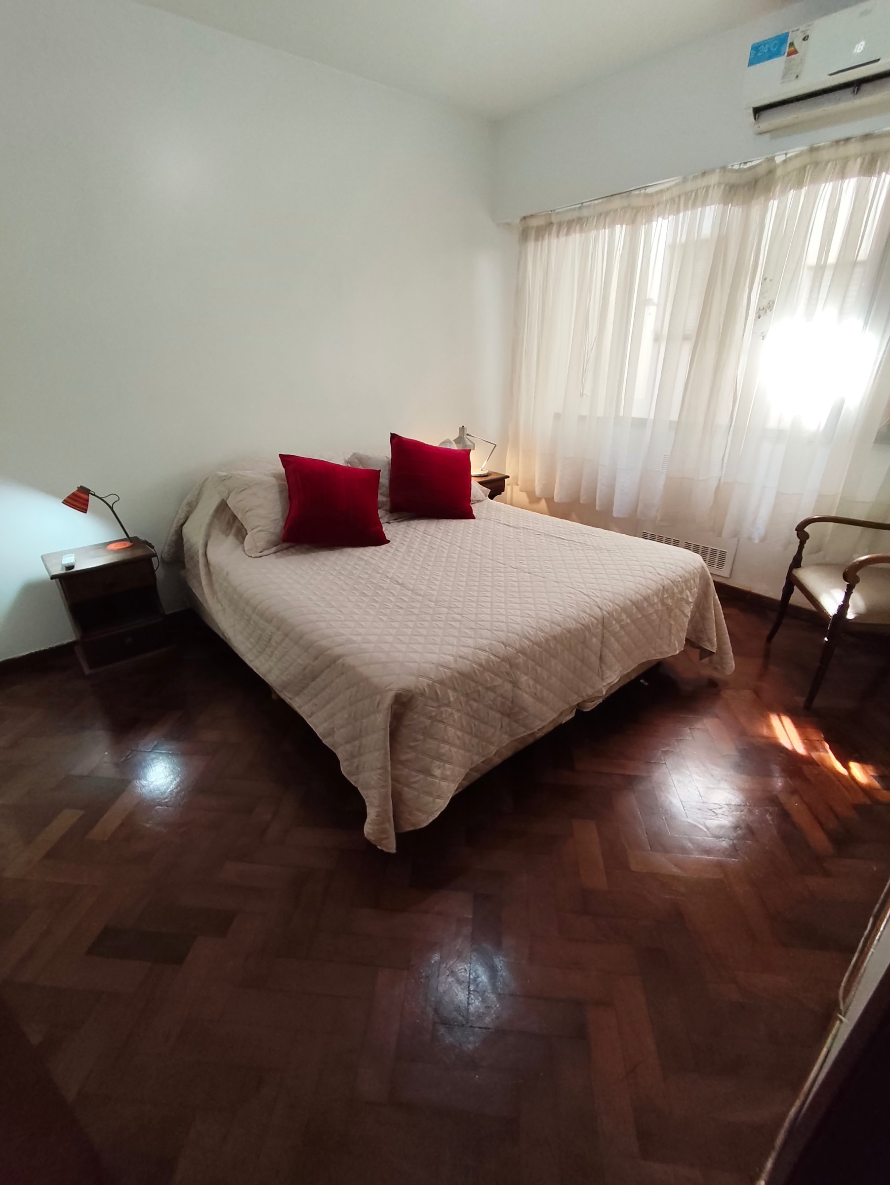 Departamento compartido Amplio y luminoso. Habitación para 2 personas Súper ubicación!