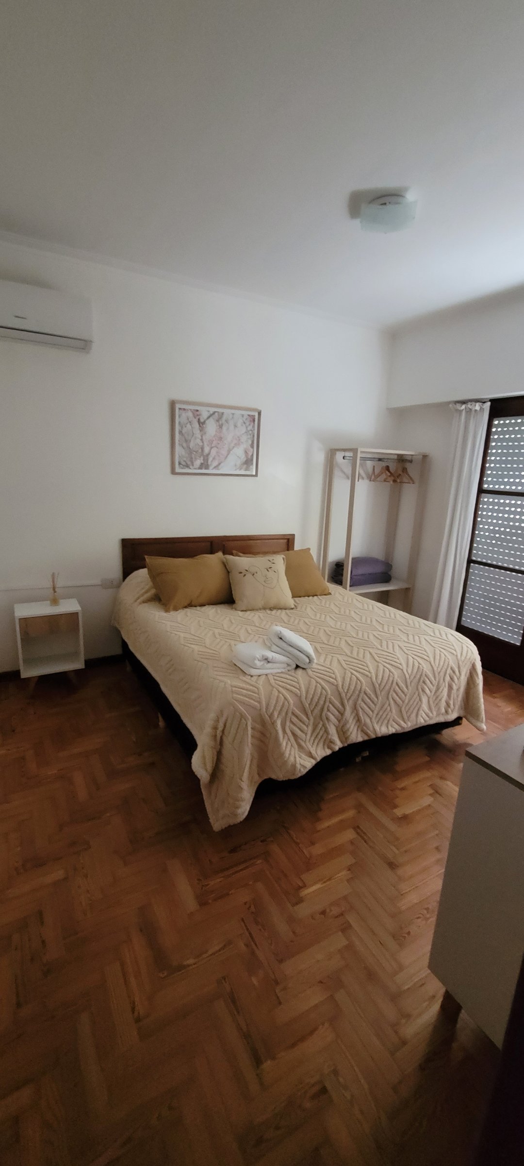 Departamento luminoso con Balcon