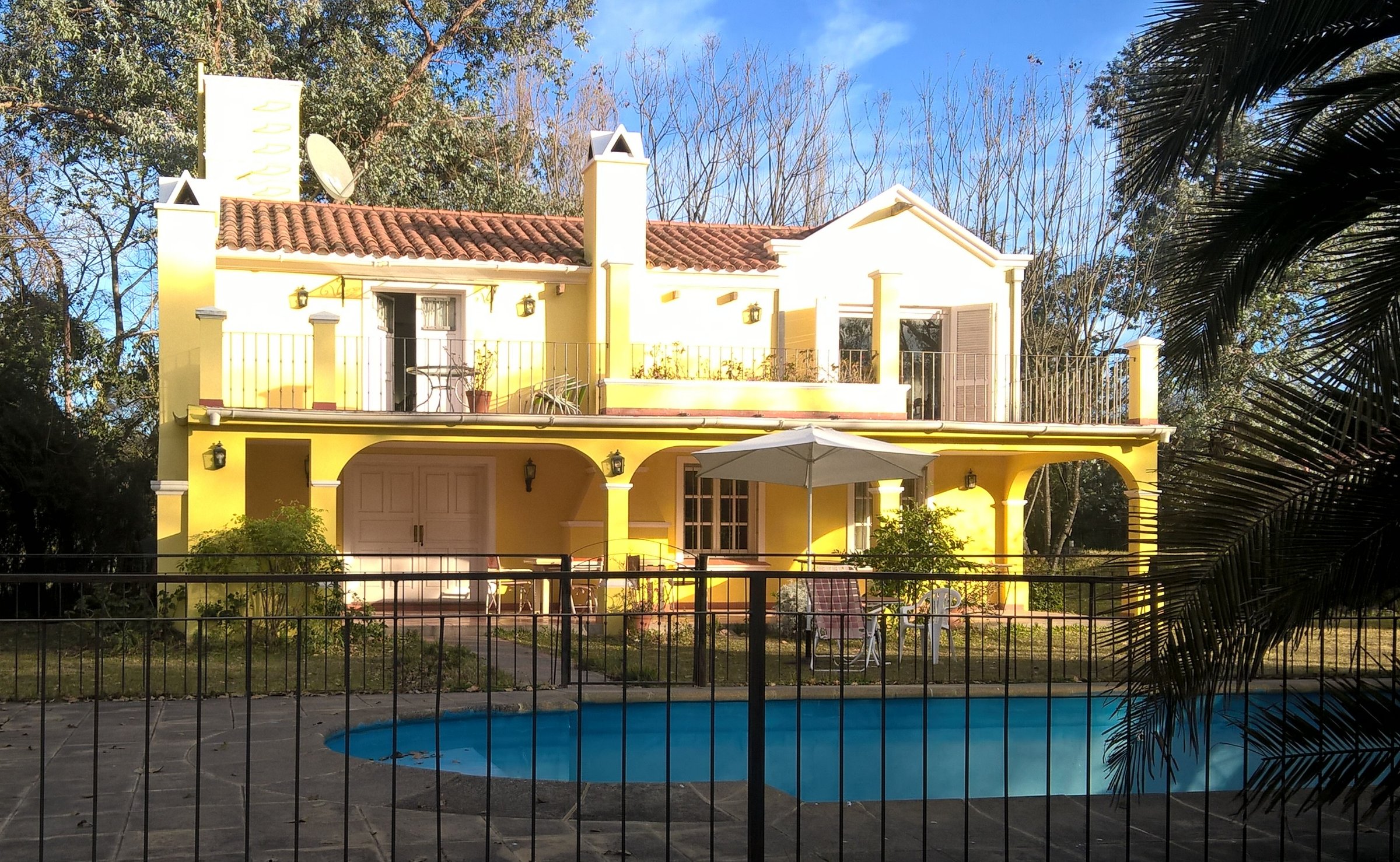 Casa en Salta a 15′ del centro de la ciudad con cochera