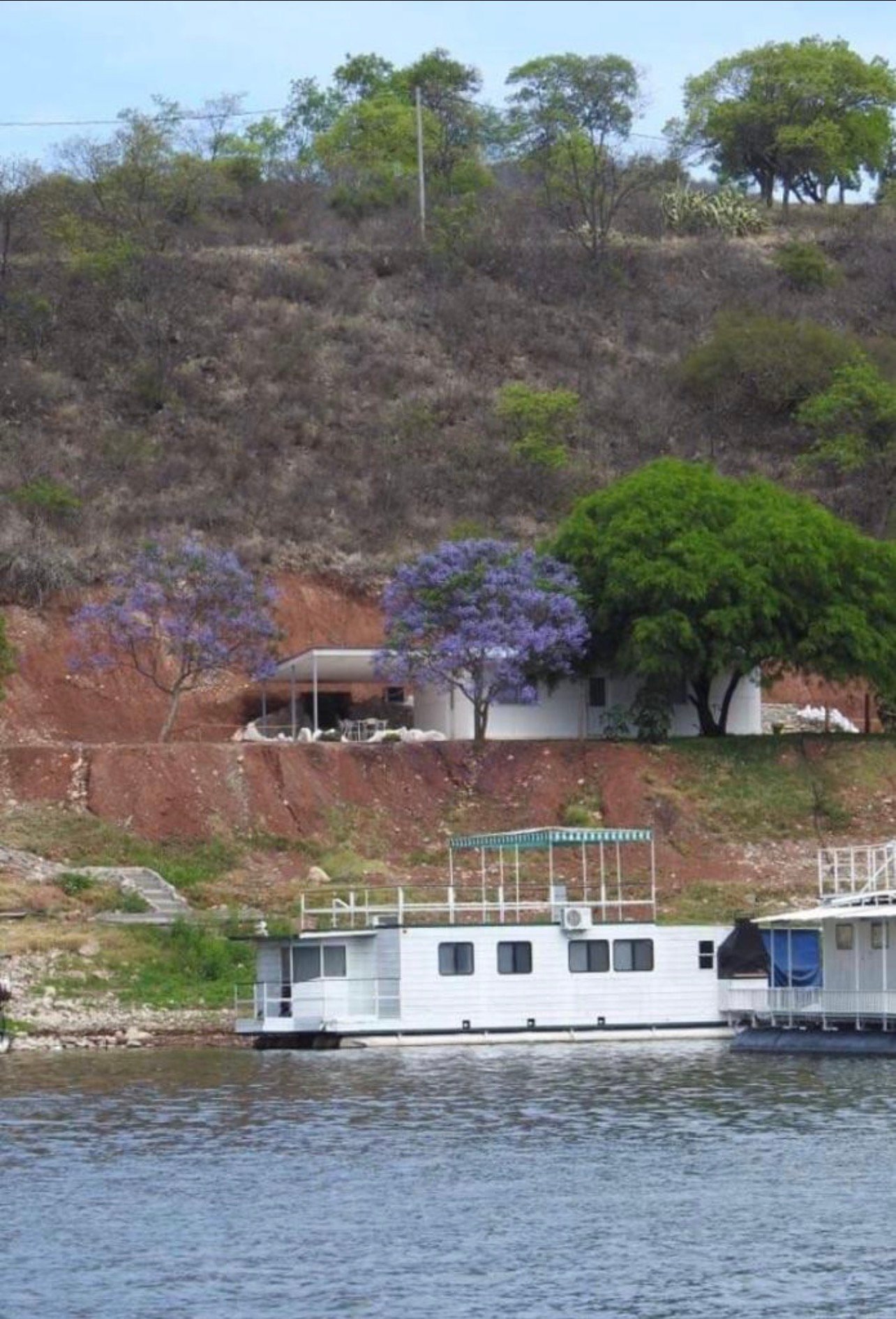 Cabaña Premium de 6 – Punta de Mahr, Dique Cabra Corral