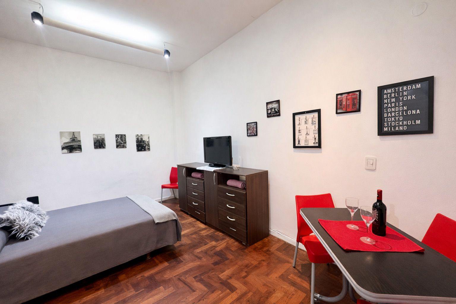 Obelisco – Teatros – Av Corrientes