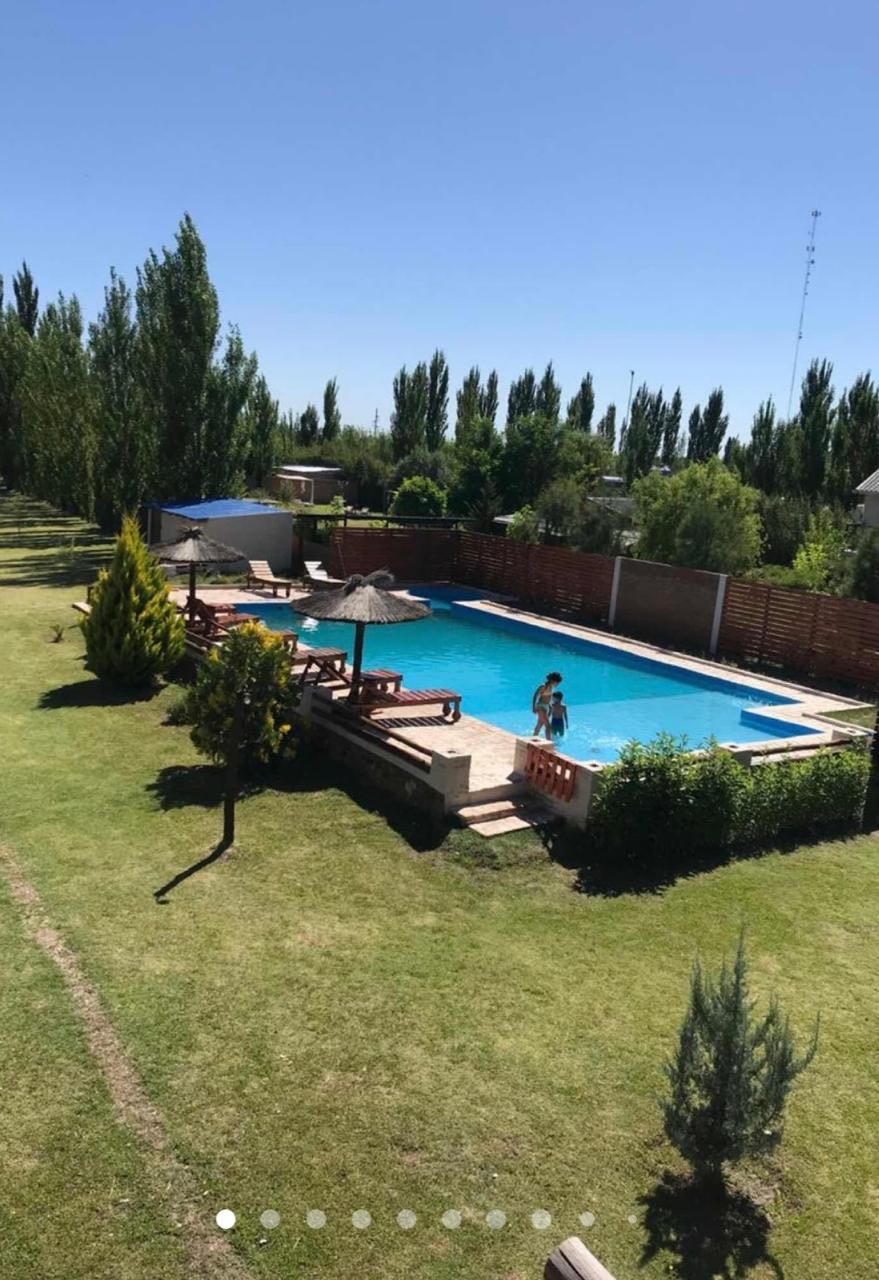 Cómodas cabañas en zona tranquila