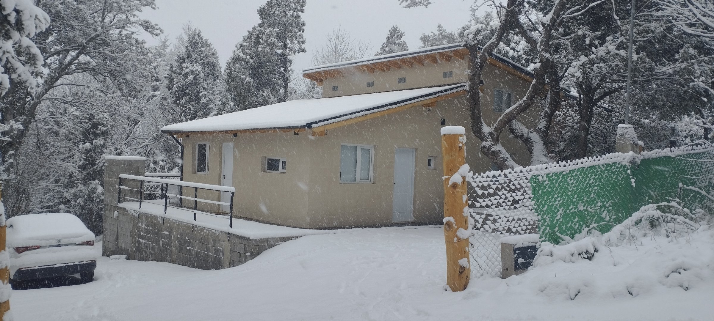 Hermosos duplex nuevos en villa lago Gutiérrez, a dos cuadras de la ruta 40
