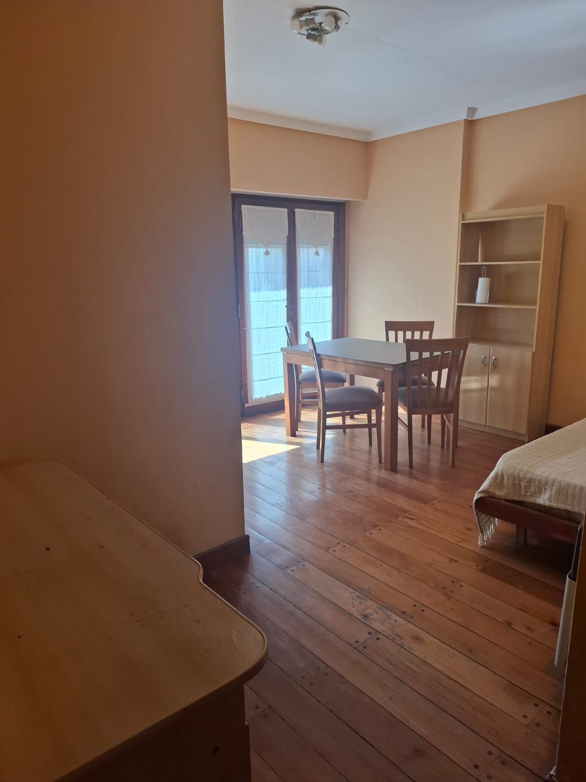 Departamento de 3 ambientes con balcon
